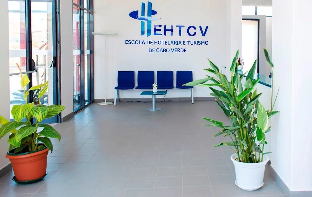 Hotel Escola Da Ehtcv Πράγια