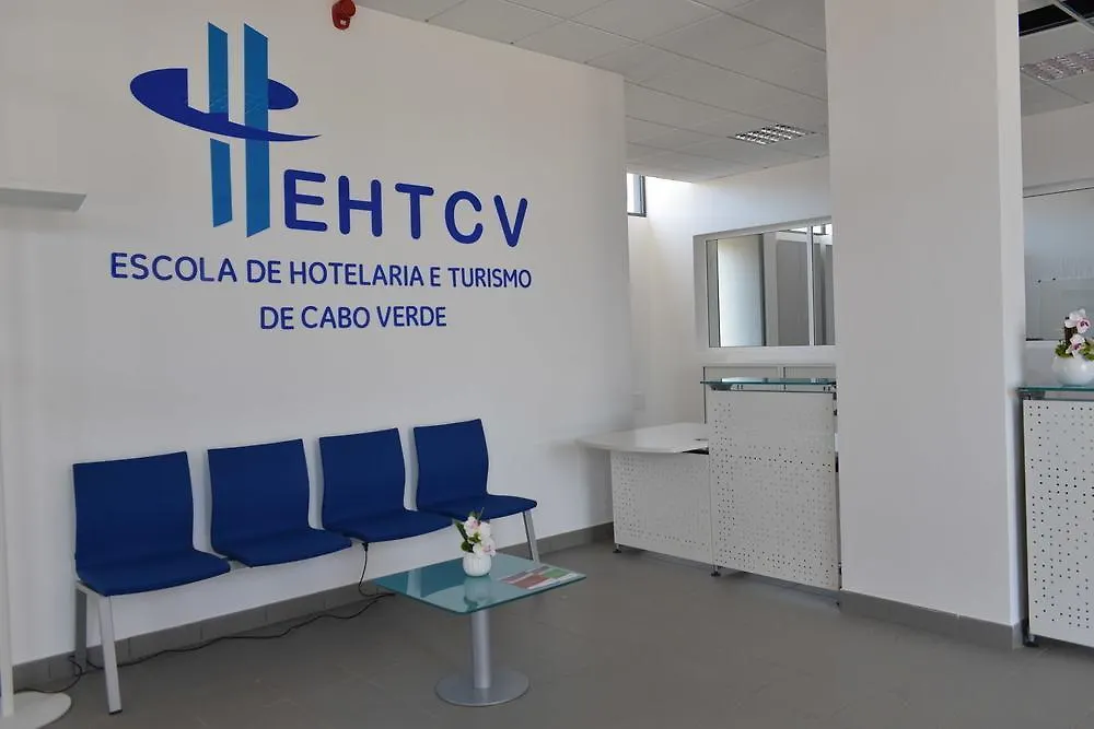 Hotel Escola Da Ehtcv Πράγια